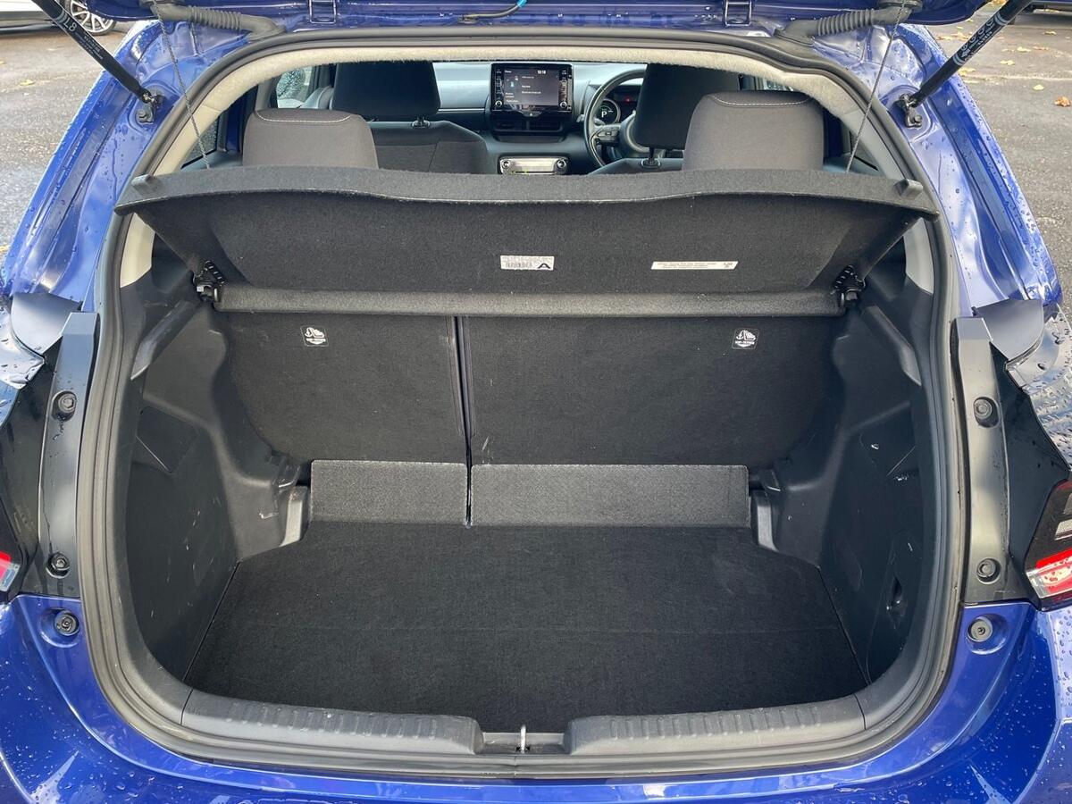 Used Toyota Yaris 2022 for sale - 76730794: Photo 10