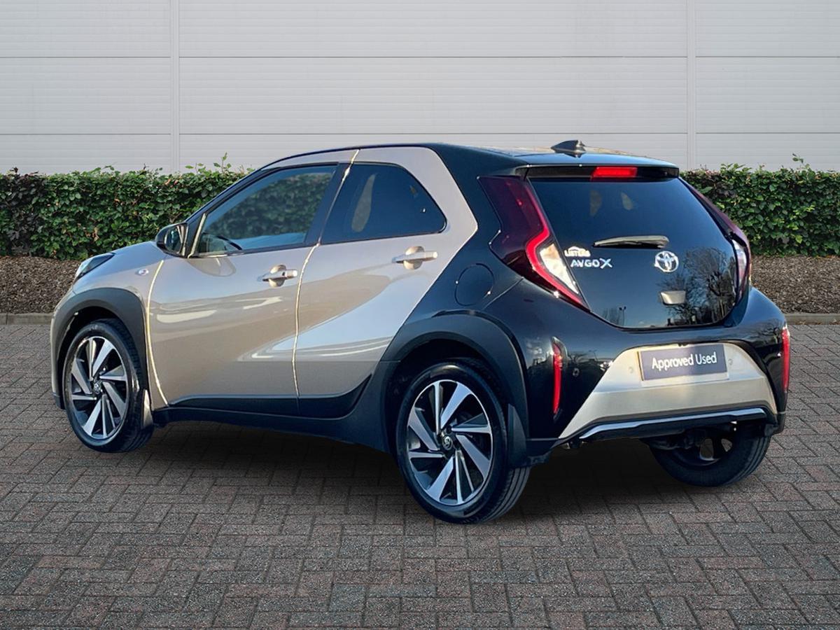 Used Toyota Aygo X 2022 for sale - 76800445: Photo 2