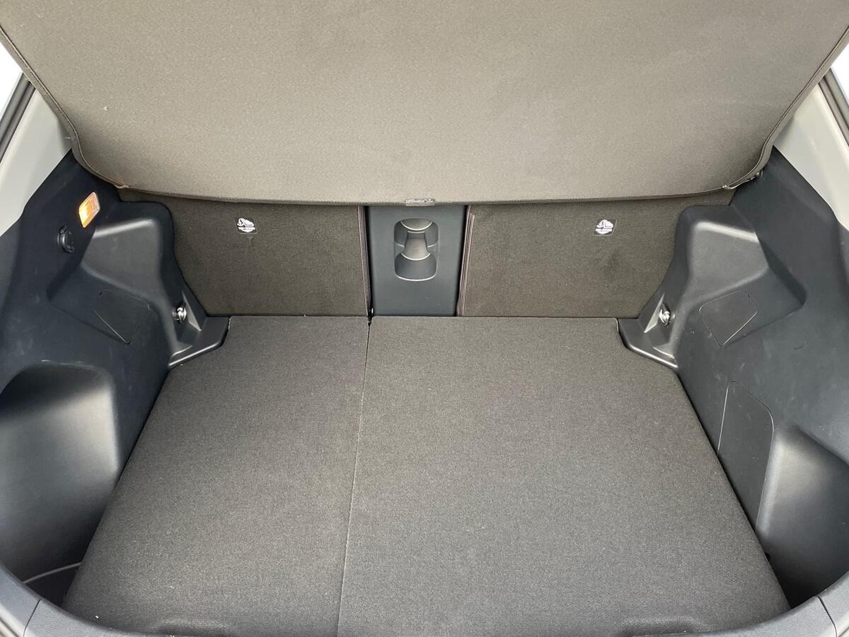 Used Toyota Yaris Cross 2023 for sale - 77177244: Photo 10