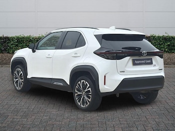 Used Toyota Yaris 2023 for sale - 77926875: Photo