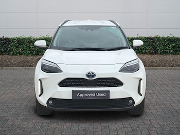 Used Toyota Yaris 2023 for sale - 77926875: Photo