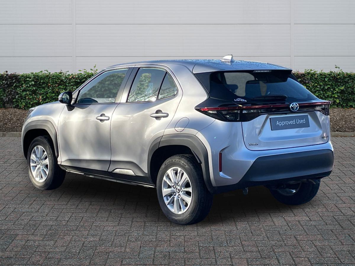 Used Toyota Yaris Cross 2023 for sale - 77177213: Photo 2