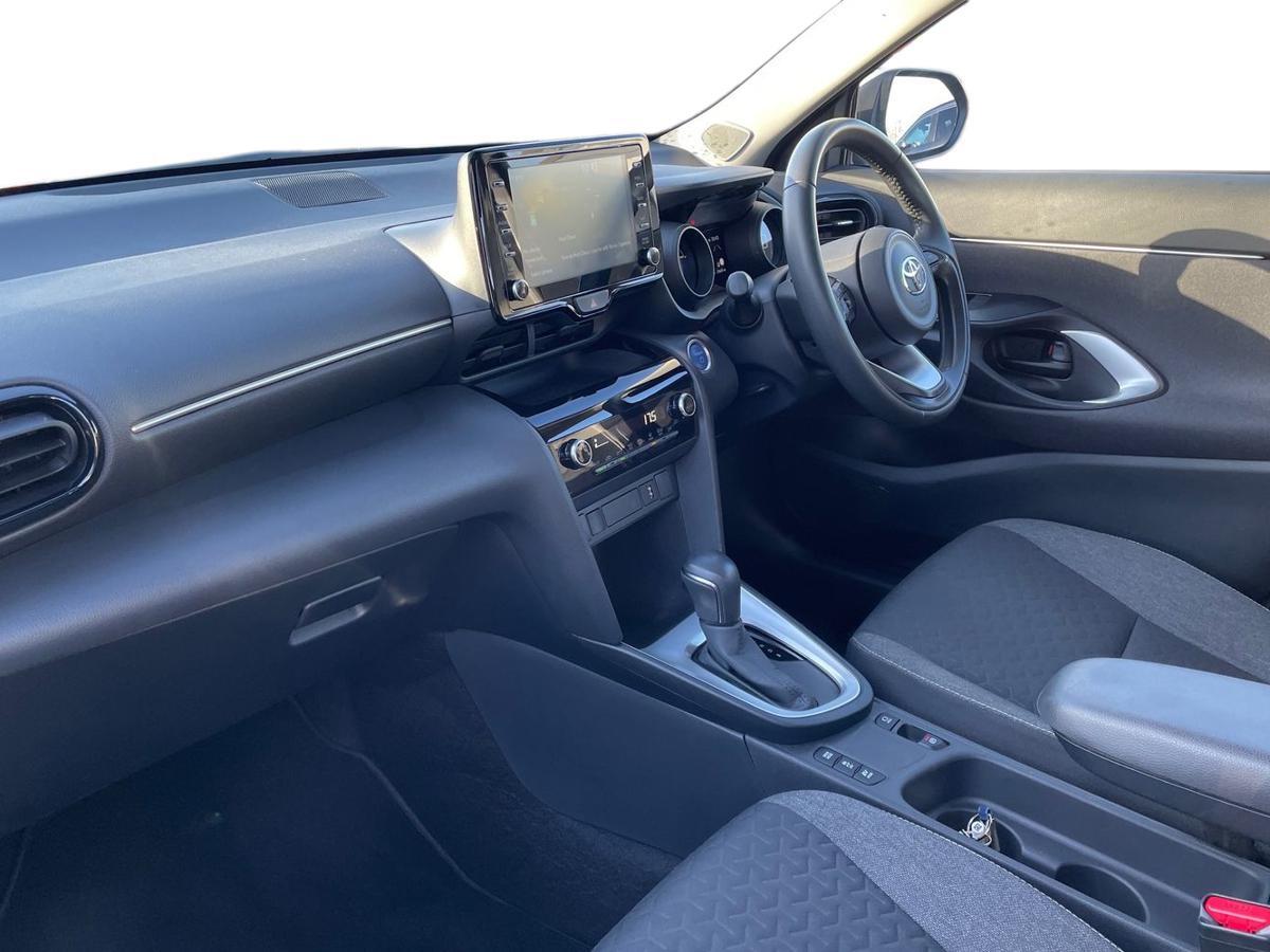 Used Toyota Yaris Cross 2023 for sale - 77177213: Photo 7