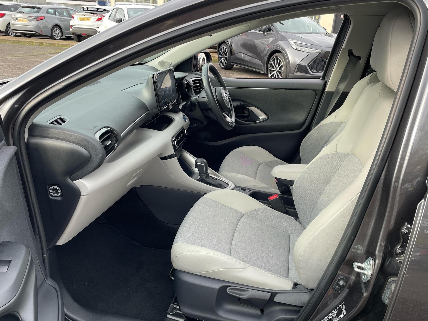 Used Toyota Yaris 2023 for sale - 76730732: Photo 10