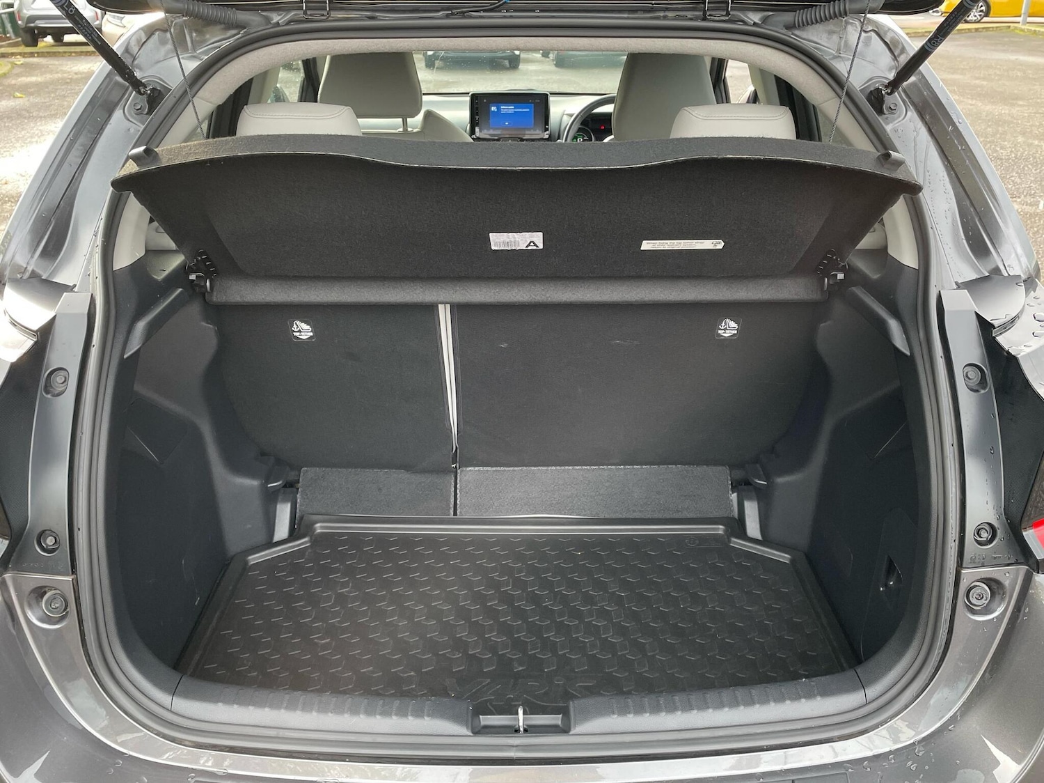 Used Toyota Yaris 2023 for sale - 76730732: Photo 14