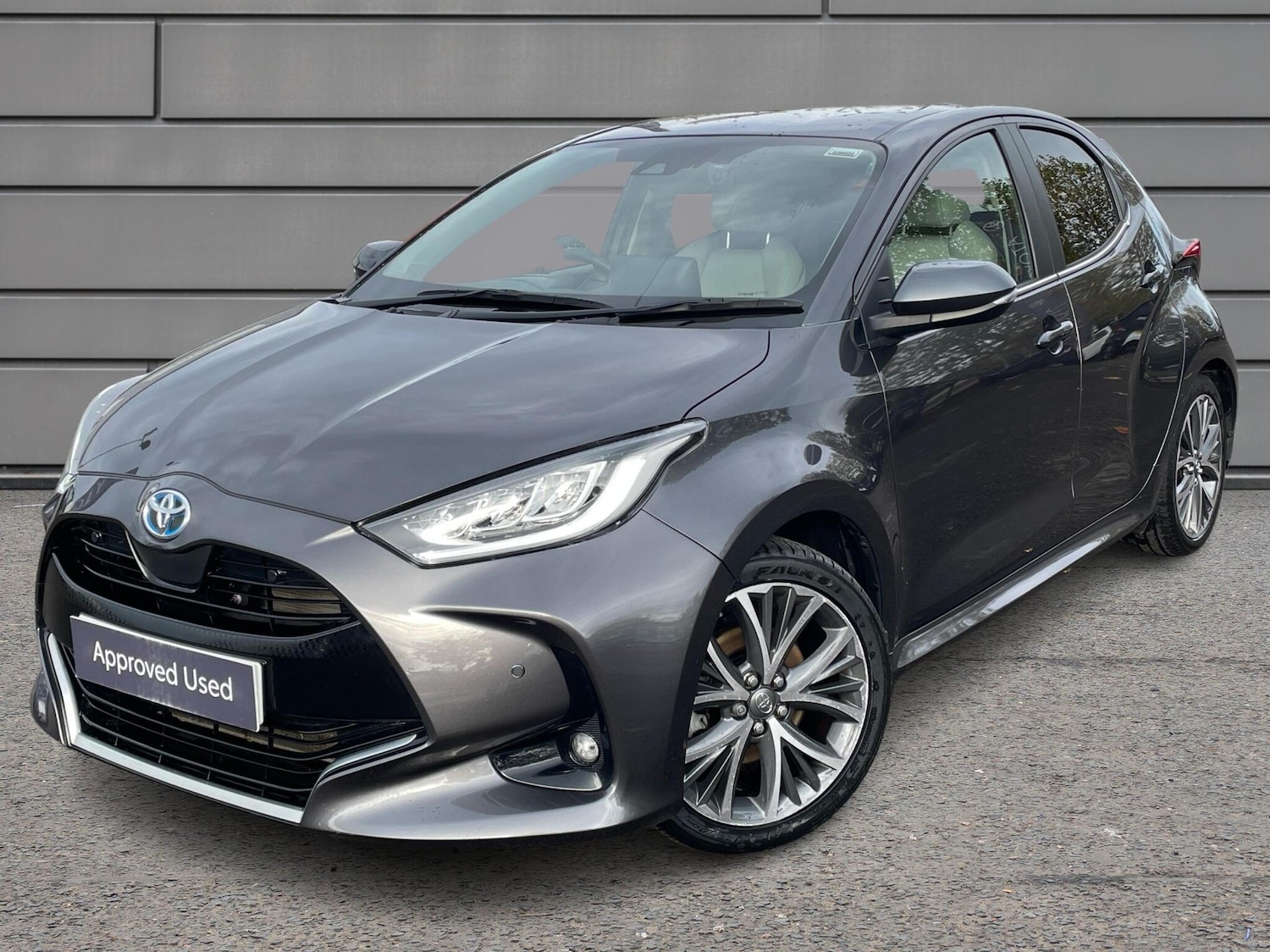 Used Toyota Yaris 2023 for sale - 76730732: Photo 3