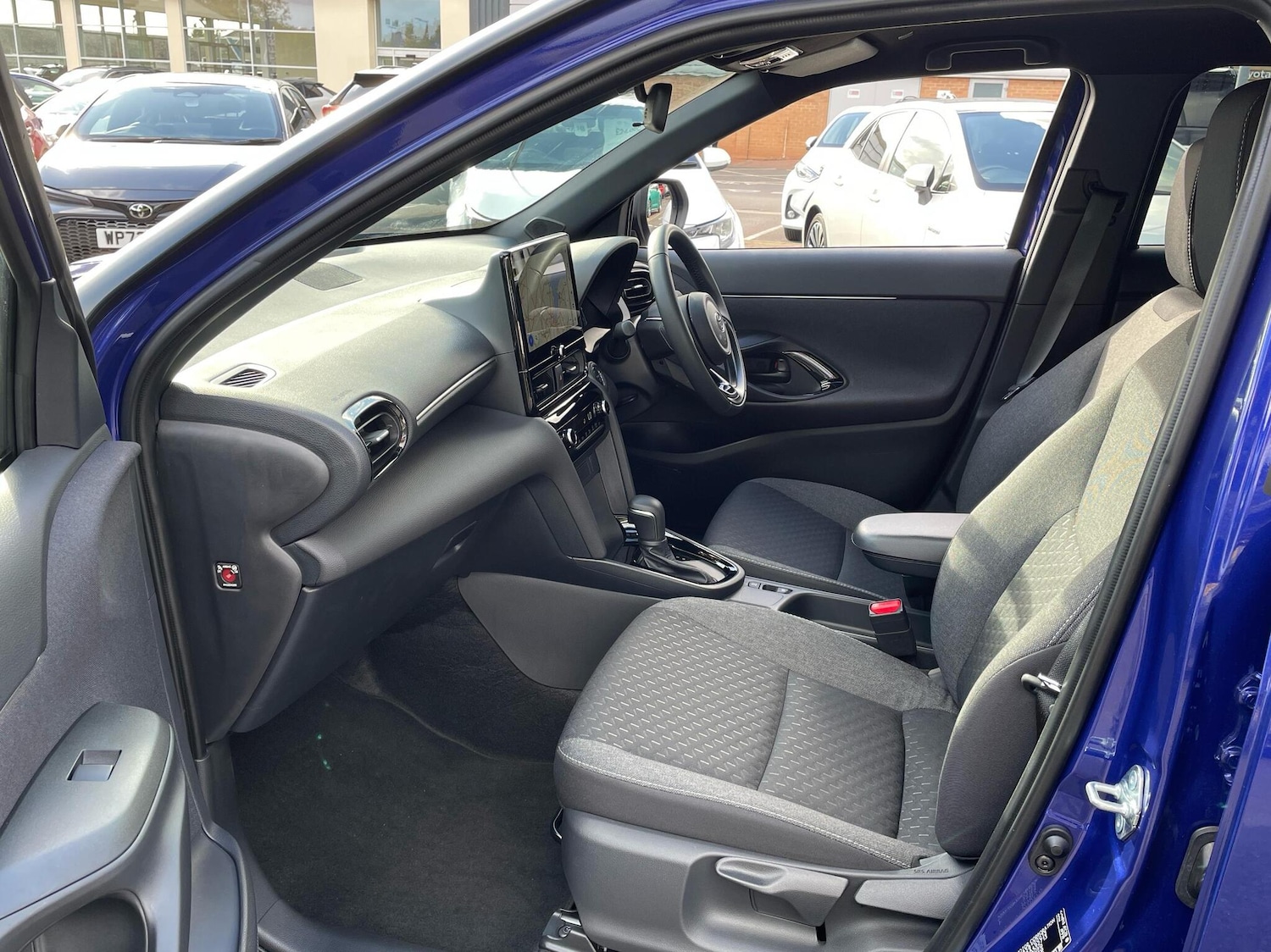 Used Toyota Yaris Cross 2025 for sale - 76111188: Photo 10