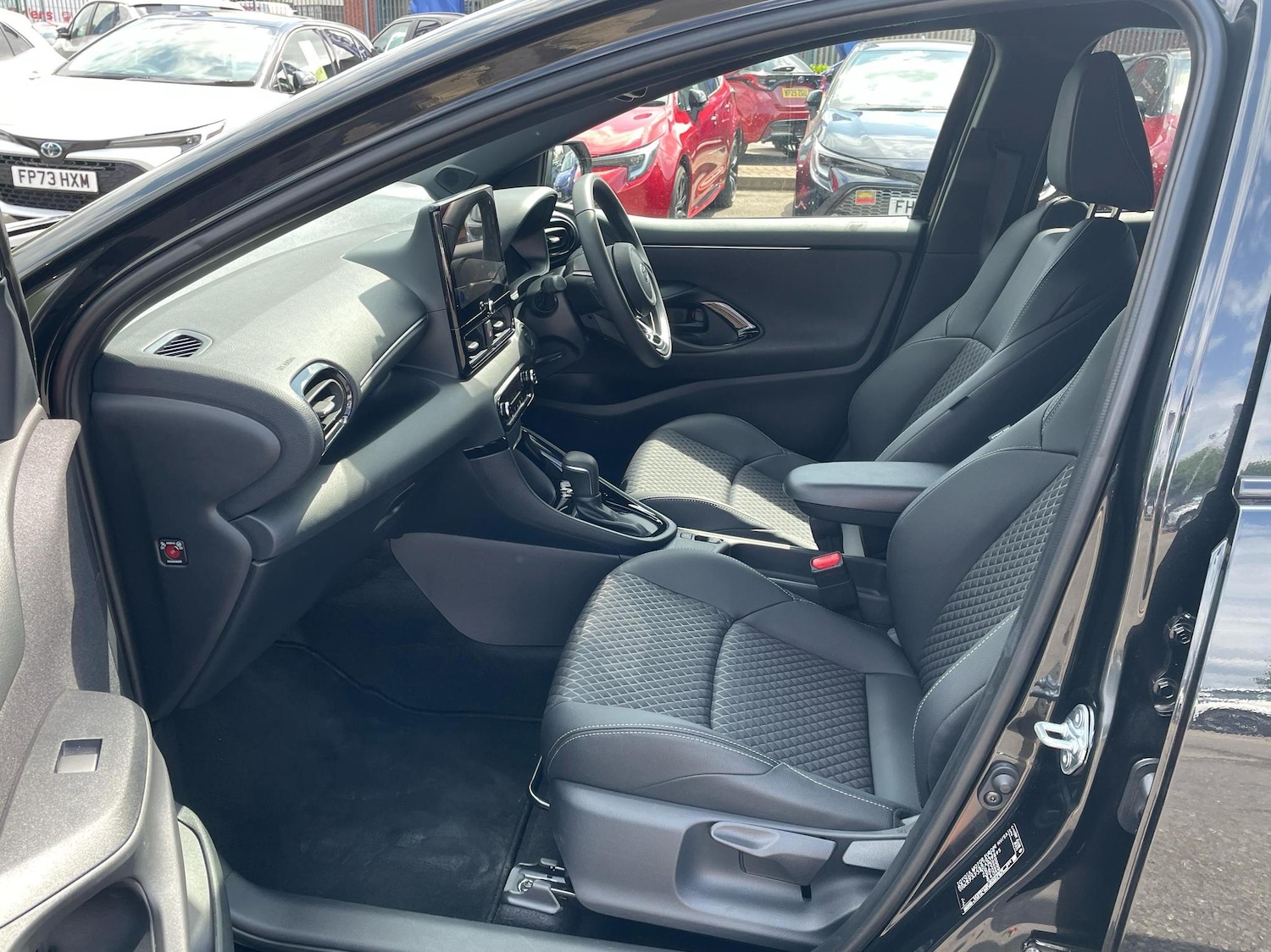 Used Toyota Yaris 2025 for sale - 76730649: Photo 10