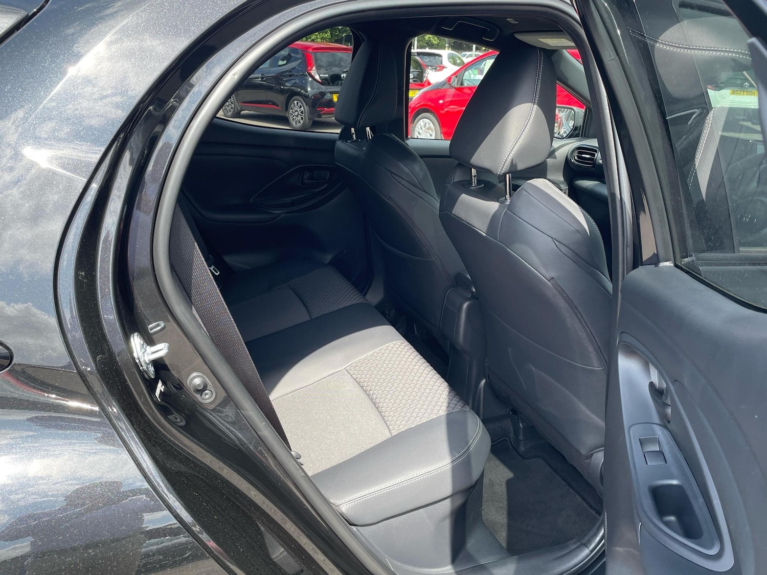 Used Toyota Yaris 2025 for sale - 76730649: Photo 13