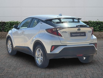 Used Toyota C-HR 2023 for sale - 79338663: Photo