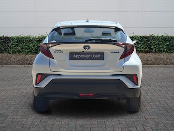 Used Toyota C-HR 2023 for sale - 79338663: Photo