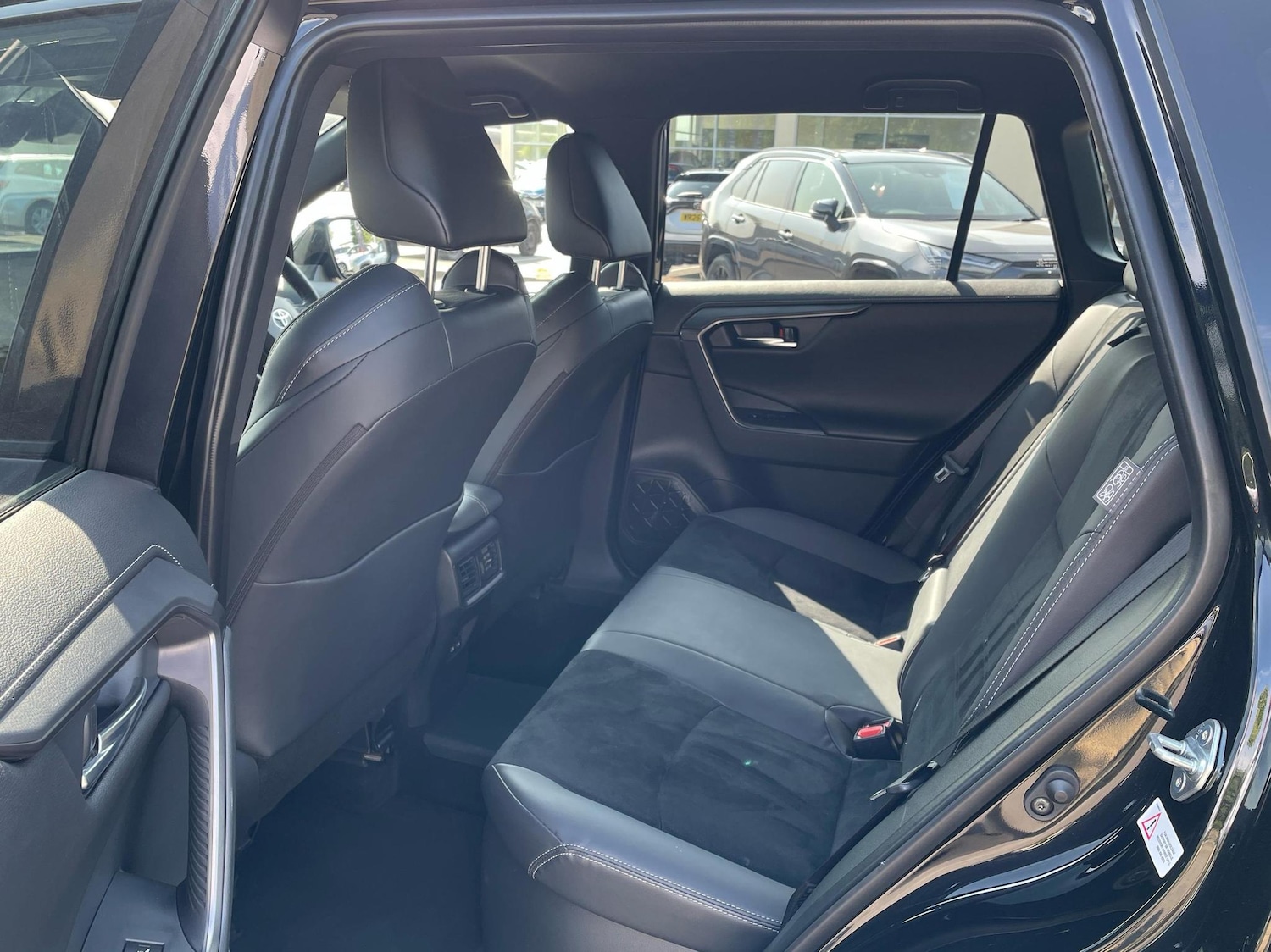 Used Toyota RAV4 2025 for sale - 77124375: Photo 12