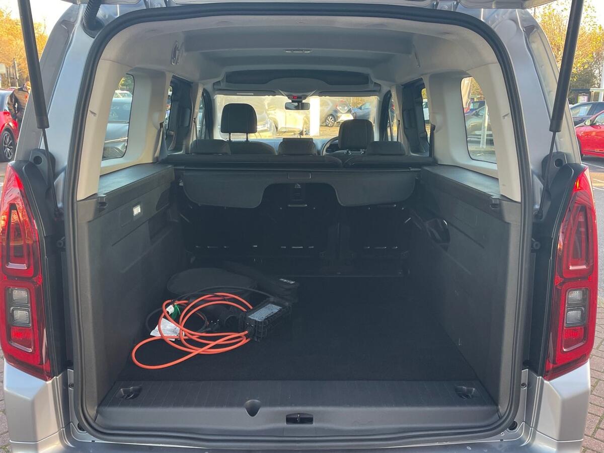 Used Toyota PROACE CITY Verso 2025 for sale - 76730804: Photo 10