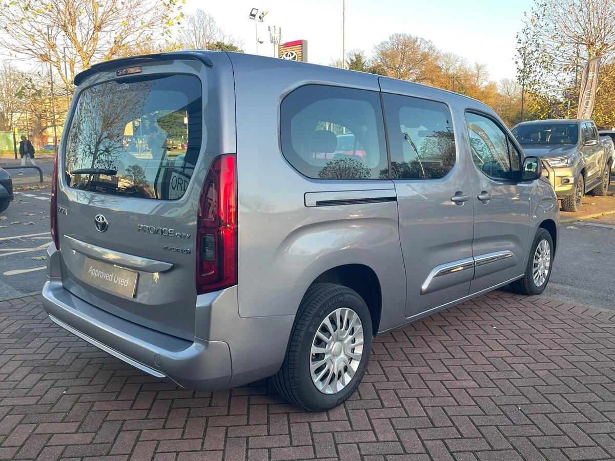 Used Toyota PROACE CITY Verso 2025 for sale - 76730804: Photo 13