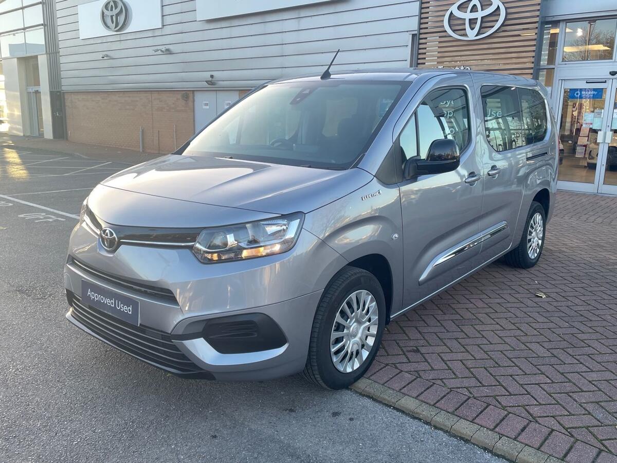 Used Toyota PROACE CITY Verso 2025 for sale - 76730804: Photo 14