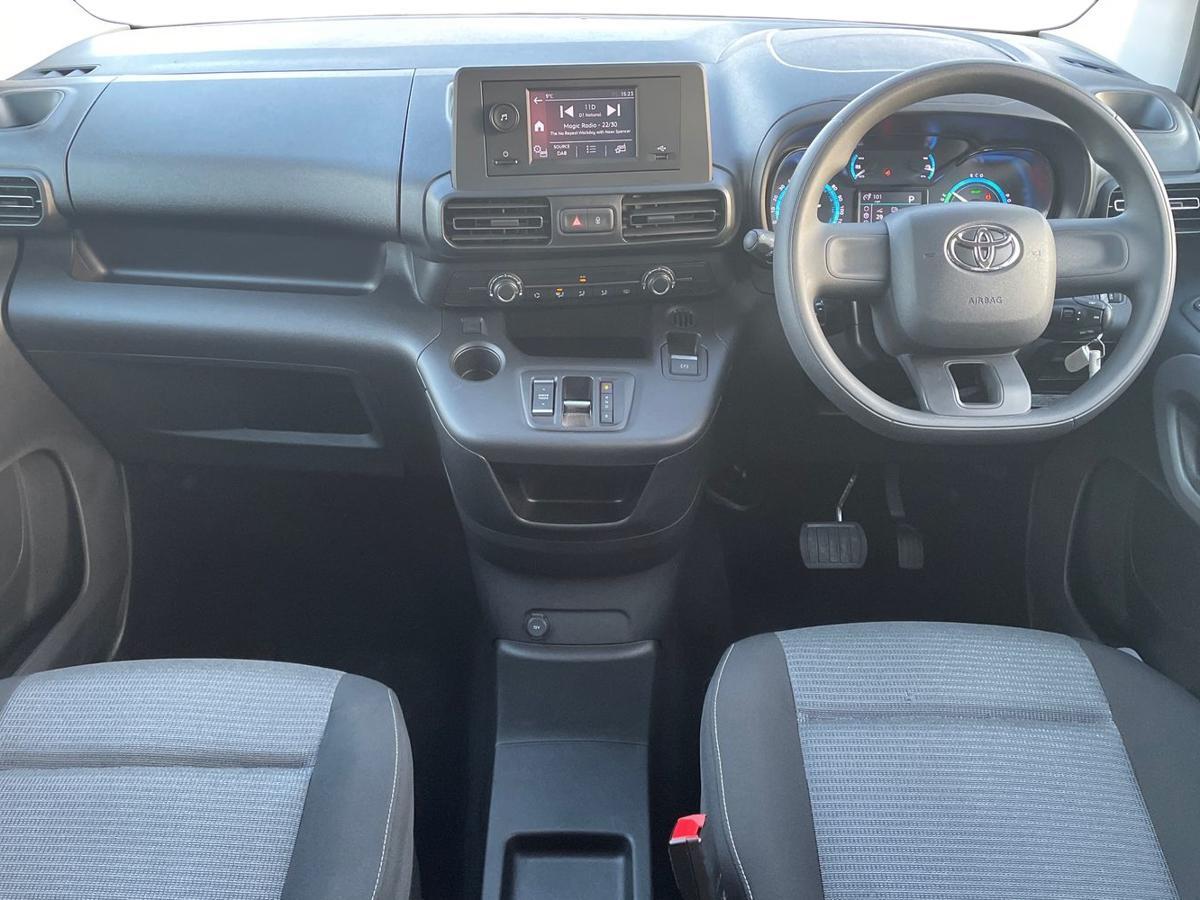 Used Toyota PROACE CITY Verso 2025 for sale - 76730804: Photo 8