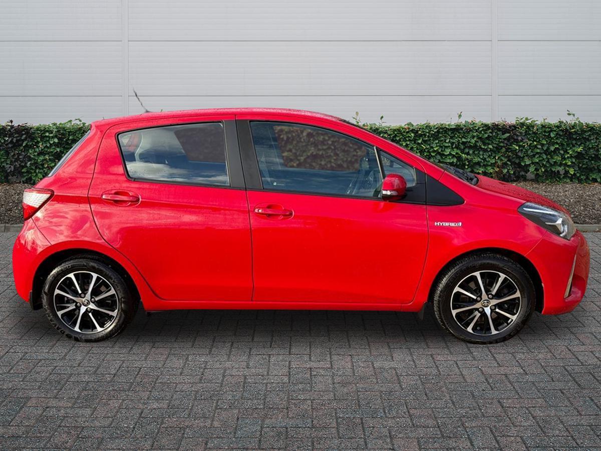 Used Toyota Yaris 2018 for sale - 77124490: Photo 5