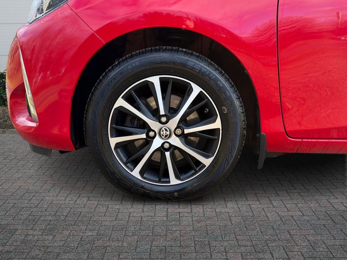 Used Toyota Yaris 2018 for sale - 77124490: Photo 6