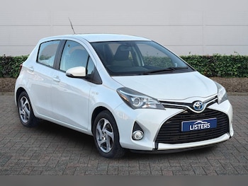 Used Toyota Yaris 2015 for sale - 77724879: Photo