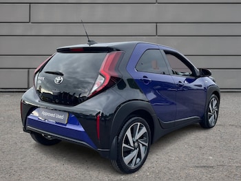 Used Toyota Aygo X 2023 for sale - 76123840: Photo 2