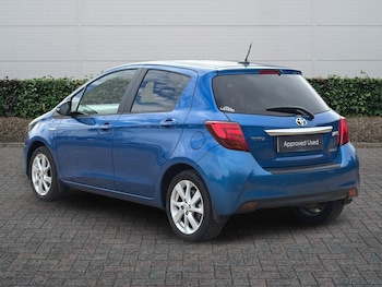 Used Toyota Yaris 2017 for sale - 77971419: Photo