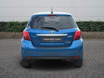 Used Toyota Yaris 2017 for sale - 77971419: Photo