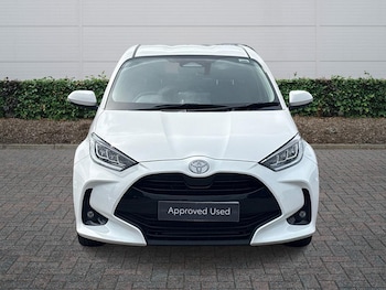 Used Toyota Yaris 2024 for sale - 78899320: Photo