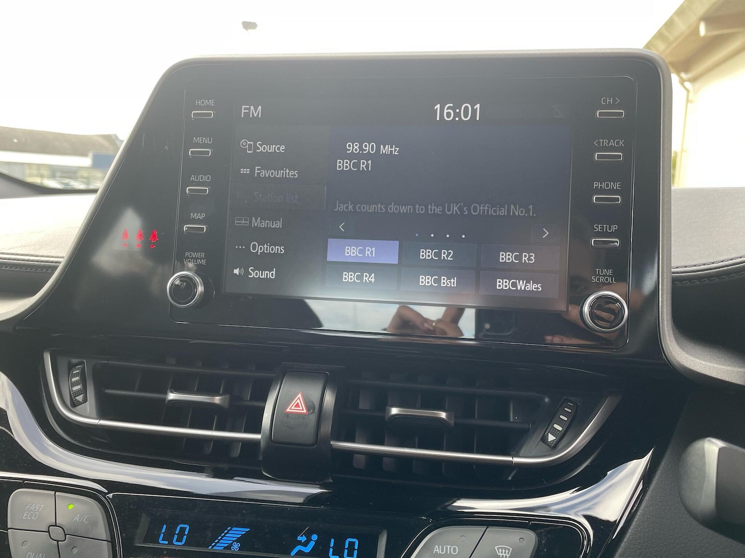 Used Toyota C-HR 2022 for sale - 76111143: Photo 7