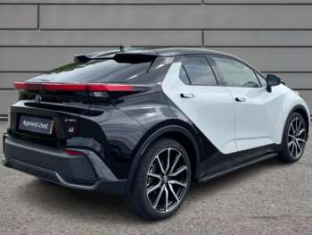 Used Toyota C-HR 2024 for sale - 74899504: Photo