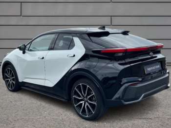 Used Toyota C-HR 2024 for sale - 74899504: Photo