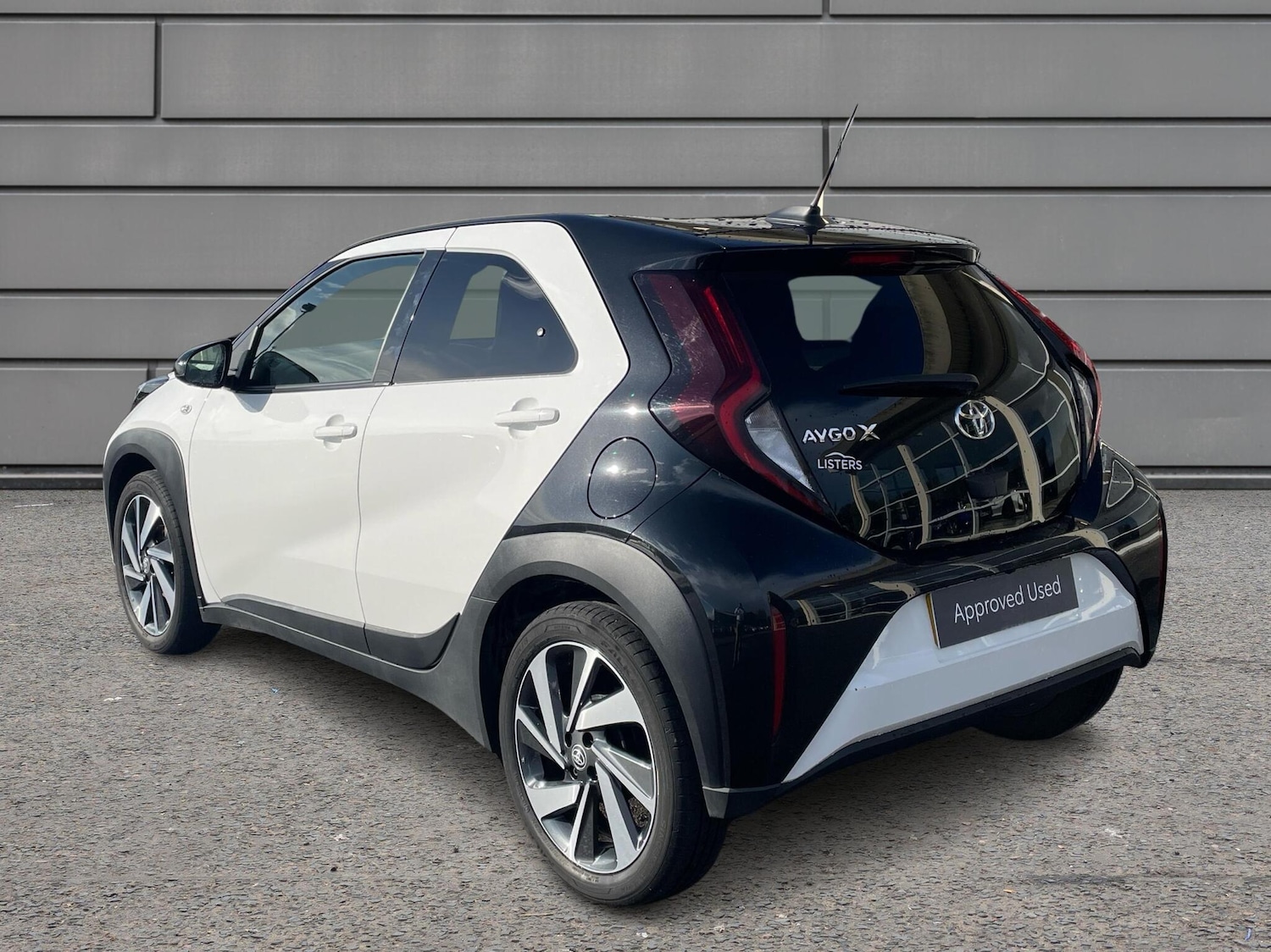 Vehicle 4
