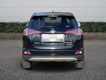 Used Toyota RAV4 2018 for sale - 77565379: Photo