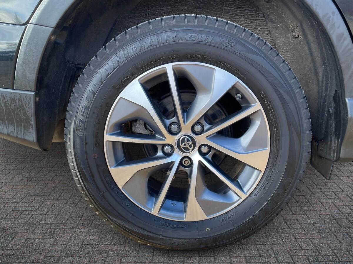 Used Toyota RAV4 2018 for sale - 77565379: Photo 6