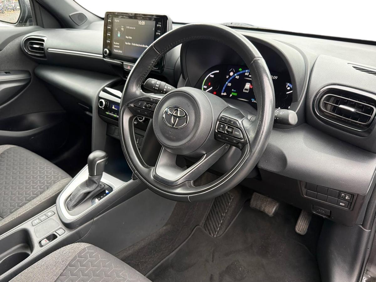 Used Toyota Yaris 2022 for sale - 76514403: Photo 12