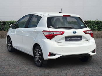 Used Toyota Yaris 2019 for sale - 79013936: Photo