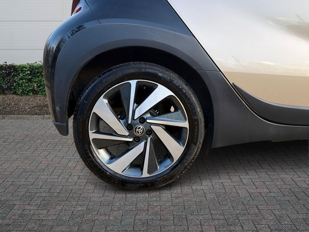 Used Toyota Aygo X 2023 for sale - 77697823: Photo 6