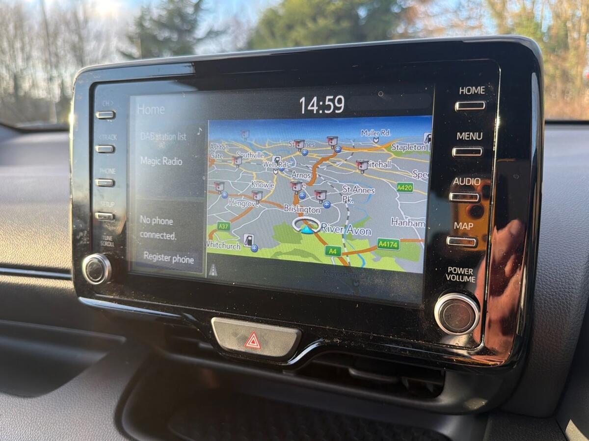 Used Toyota Yaris 2023 for sale - 77013619: Photo 11