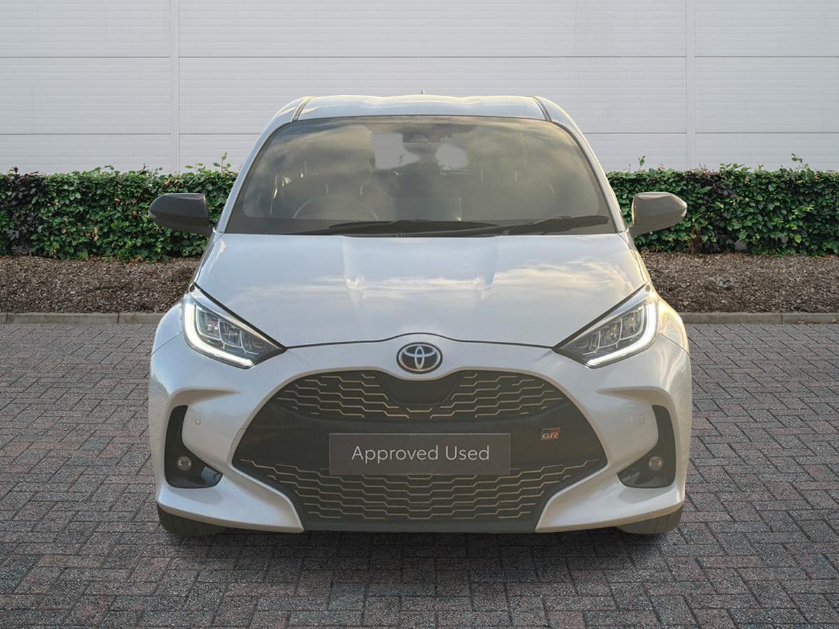 Used Toyota Yaris 2023 for sale - 77013619: Photo 3