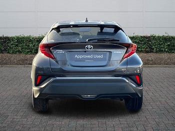 Used Toyota C-HR 2022 for sale - 76837717: Photo