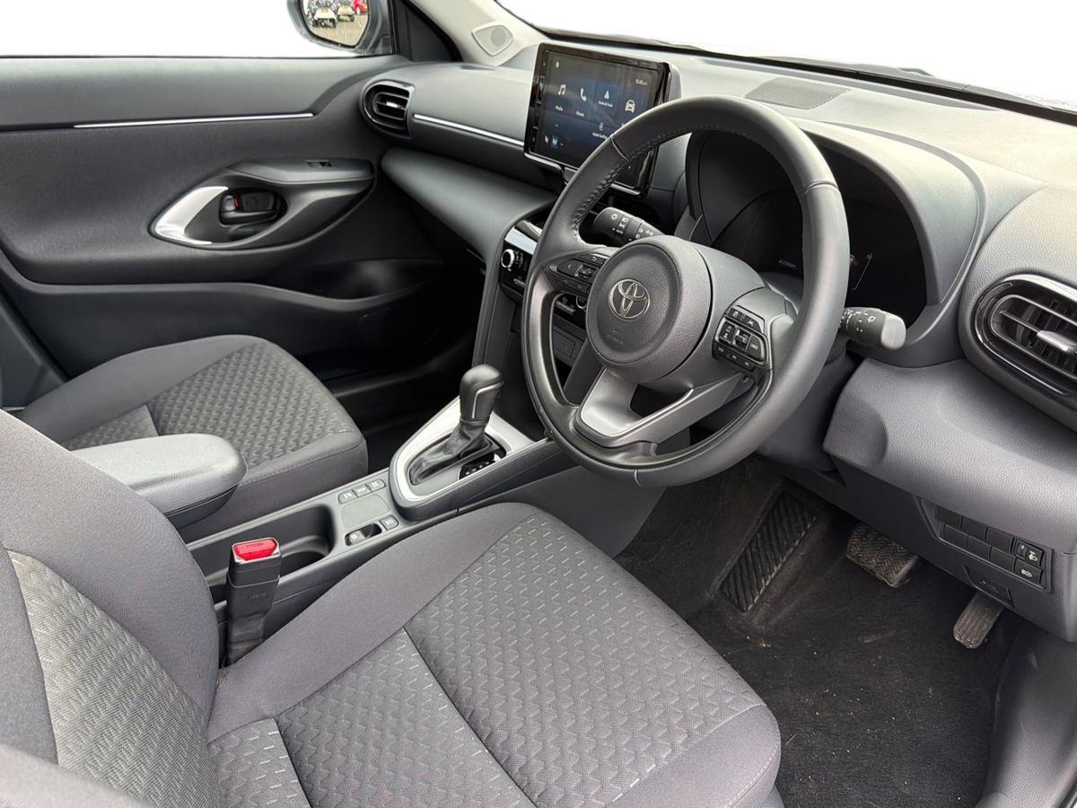 Used Toyota Yaris 2024 for sale - 77372478: Photo 12