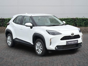 Used Toyota Yaris 2024 for sale - 77372478: Photo