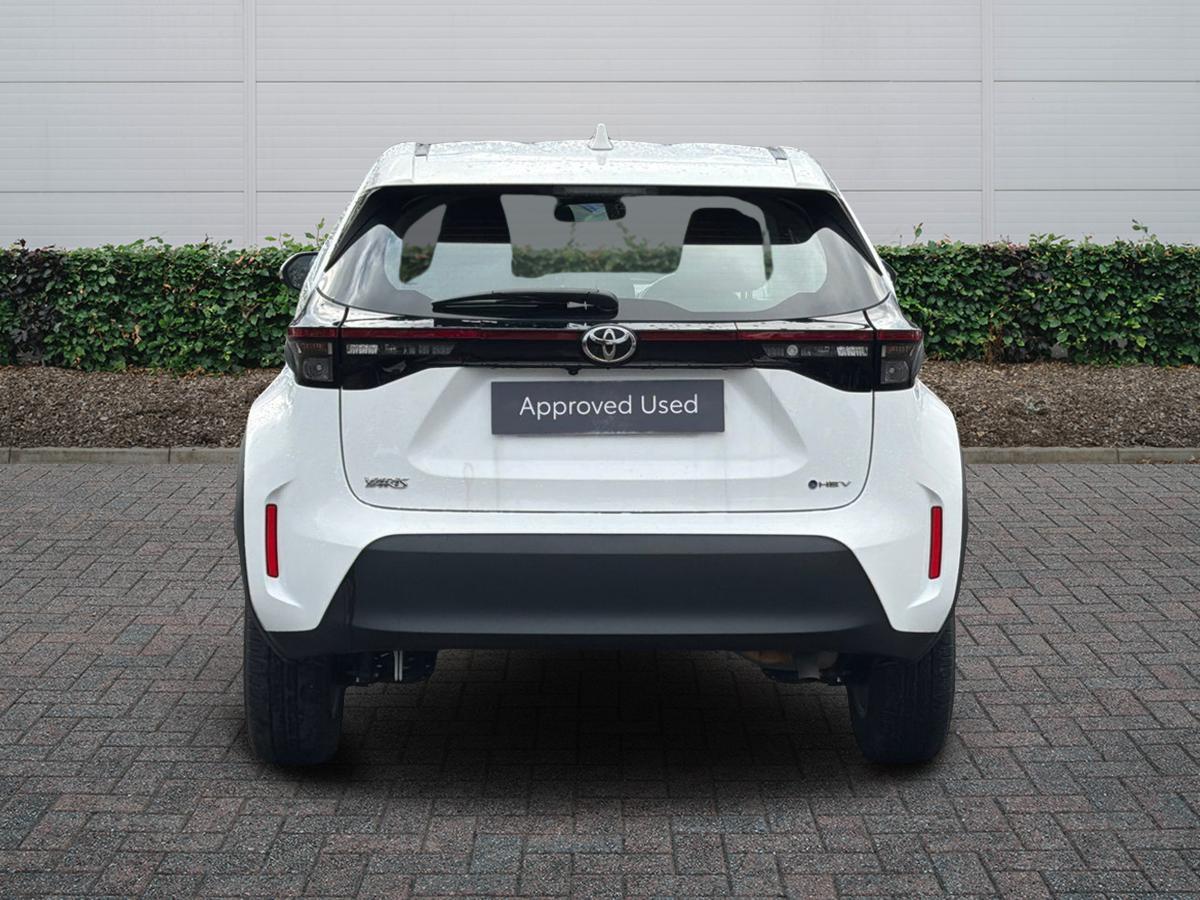 Used Toyota Yaris 2024 for sale - 77372478: Photo 4