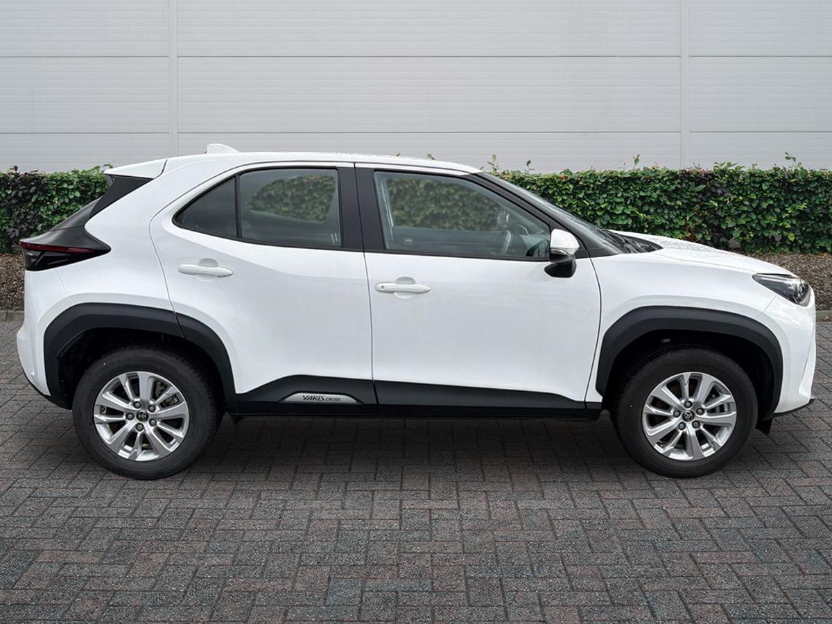 Used Toyota Yaris 2024 for sale - 77372478: Photo 5