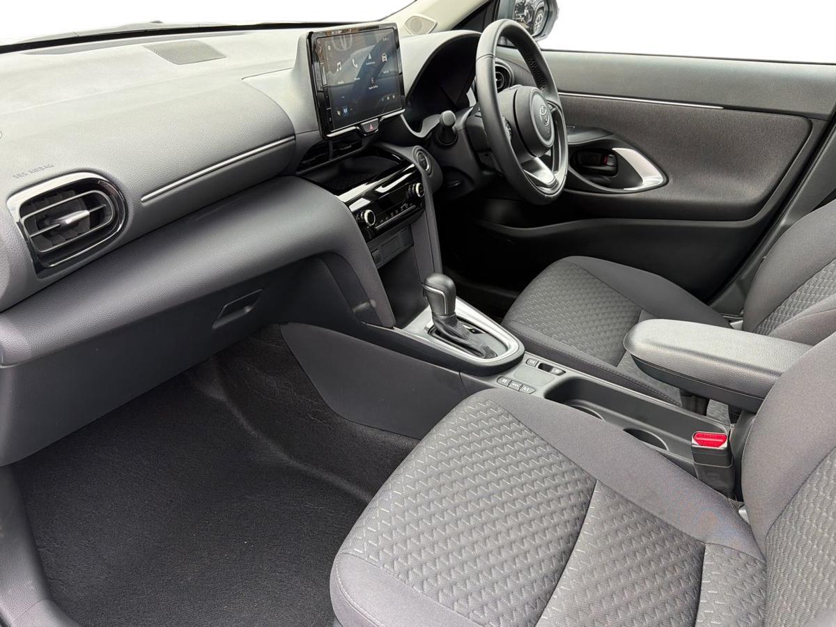 Used Toyota Yaris 2024 for sale - 77372478: Photo 7