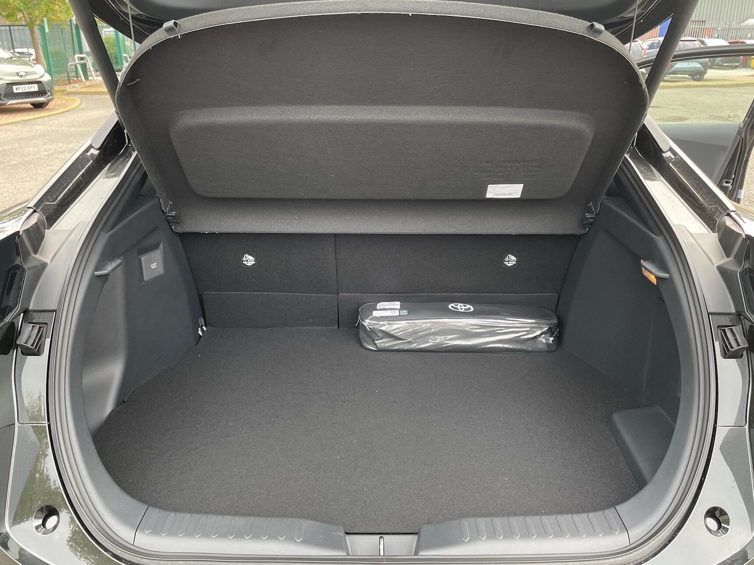 Used Toyota C-HR 2025 for sale - 77176959: Photo 14