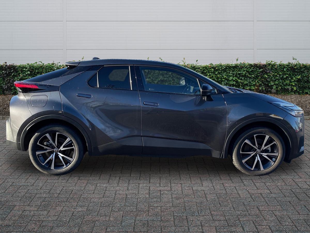 Used Toyota C-HR 2024 for sale - 76703552: Photo 5