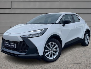 Used Toyota C-HR 2024 for sale - 76372360: Photo