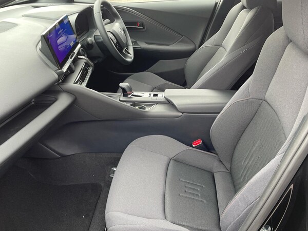 Used Toyota C-HR 2025 for sale - 76123871: Photo 10