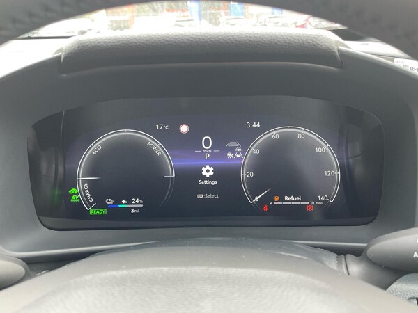 Used Toyota C-HR 2025 for sale - 76123871: Photo 9