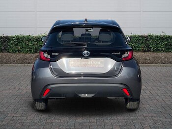 Used Toyota Yaris 2023 for sale - 77724894: Photo